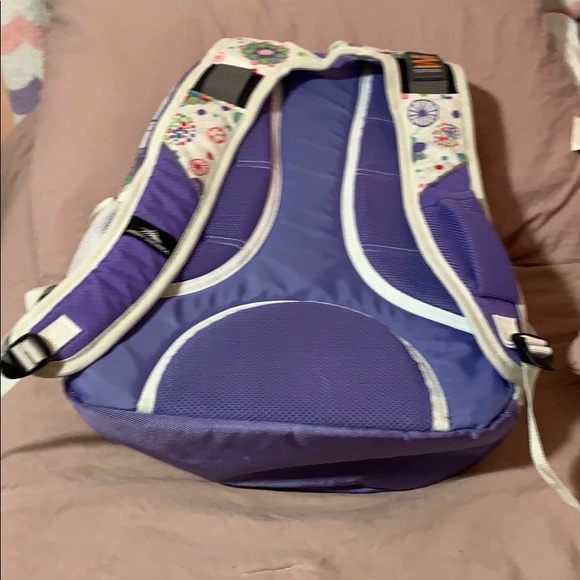 Backpack - Picture 2 of 6